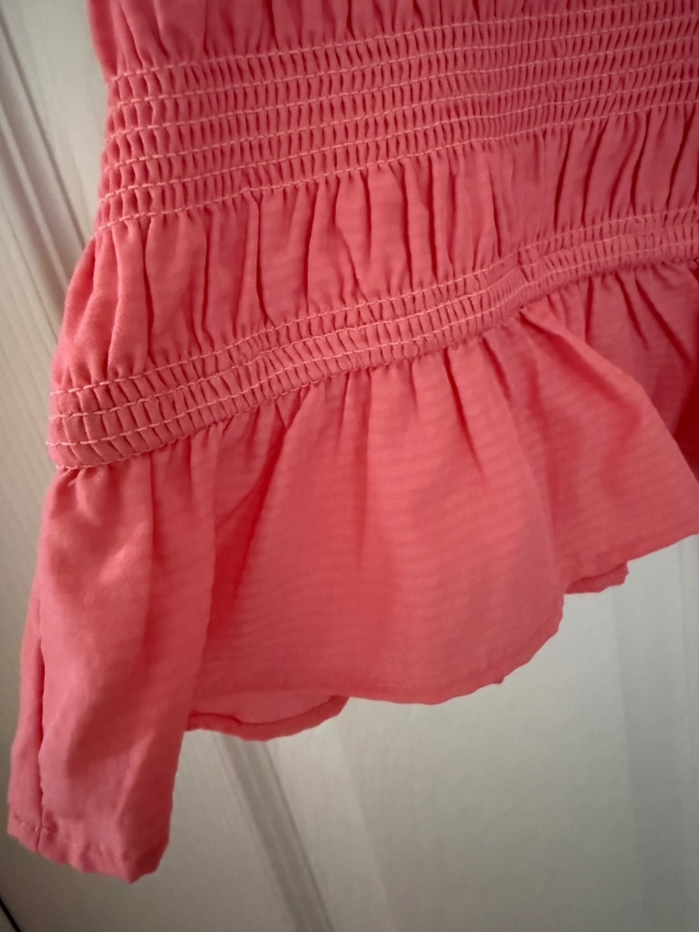 Ivy City Janessa Pink Short Flutter Sleeve Top size large NWOT - Picture 5 of 8
